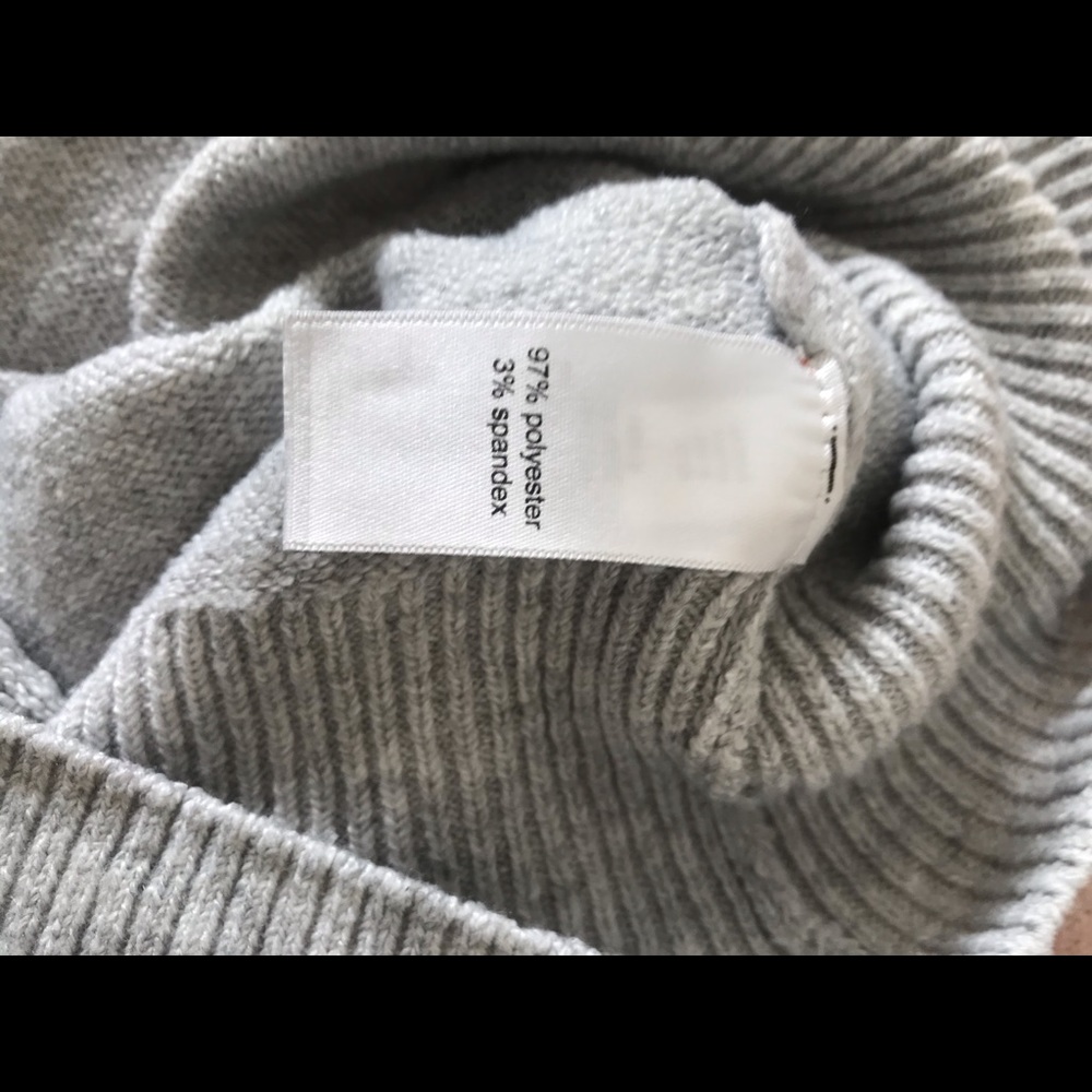 Sweater - Picture 3 of 4